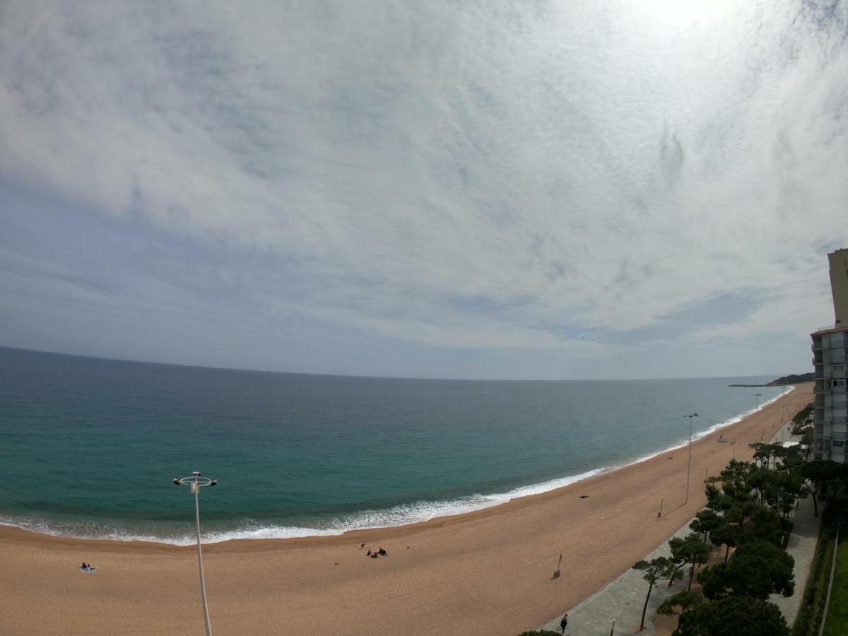 Apartamento A Primera Linea De Mar En Platja D'Aro Zewnętrze zdjęcie